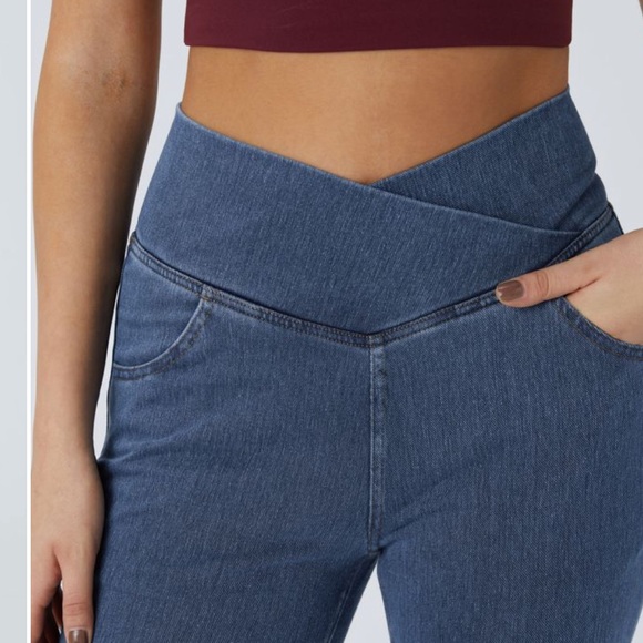 HALARA Flex High Wasted Flare Leggings✨NWOT - Picture 3 of 12